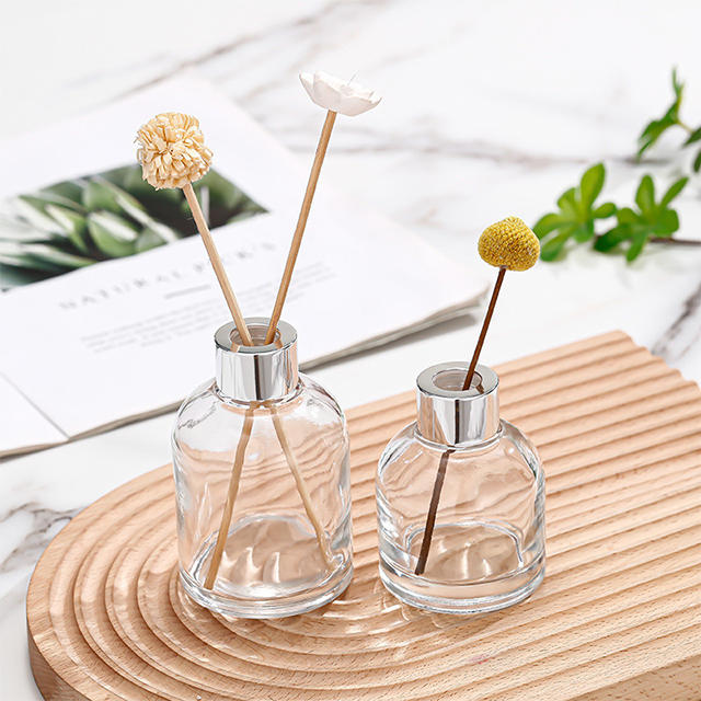 100ml 150ml 200ml 220ml Clear Cylindrical Glass Aromatherapy Oil Bottle