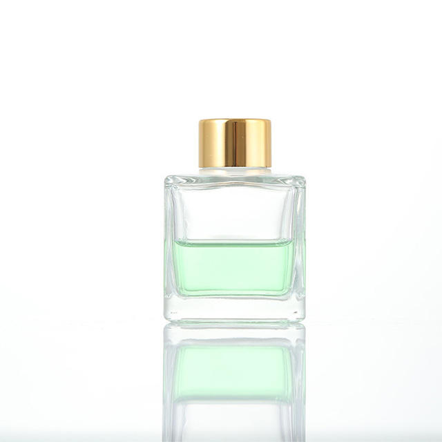 50ml 100ml 150ml 200ml Clear Square Glass Aromatherapy Bottle with Lid