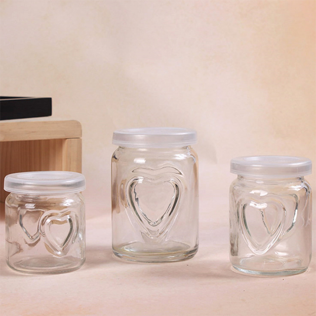 150ml Heart Shaped Pattern Glass Pudding Jar with Lid