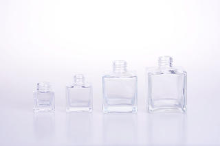 Square Glass Aroma Reed Diffuser Bottle with Rattan