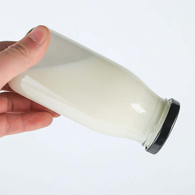 250ml 500ml 1000ml Drinking Beverages Milk Bottle With Plastic Tinplate Lid